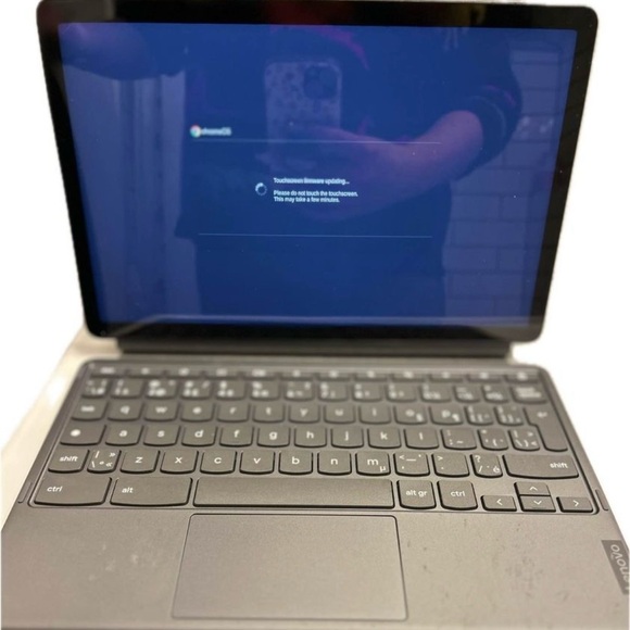 COPY - Lenovo IdeaPad Duet 3 - Picture 3 of 5